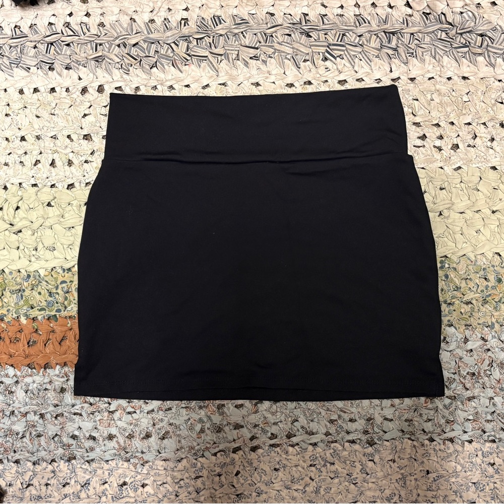 Forever 21 Black High-Waist Mini Skirt